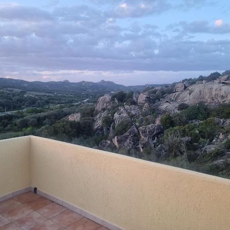 Appartamento Monte Mare Arzachena Exterior foto